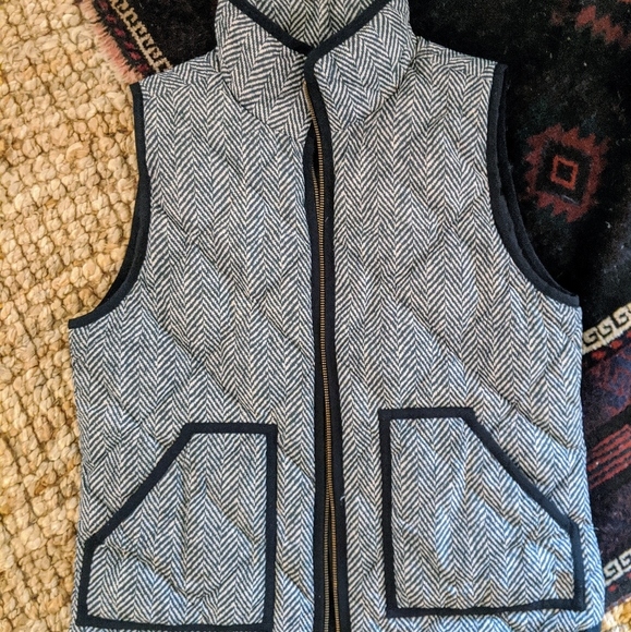 Jackets & Blazers - J. Crew Herringbone Puffer Vest